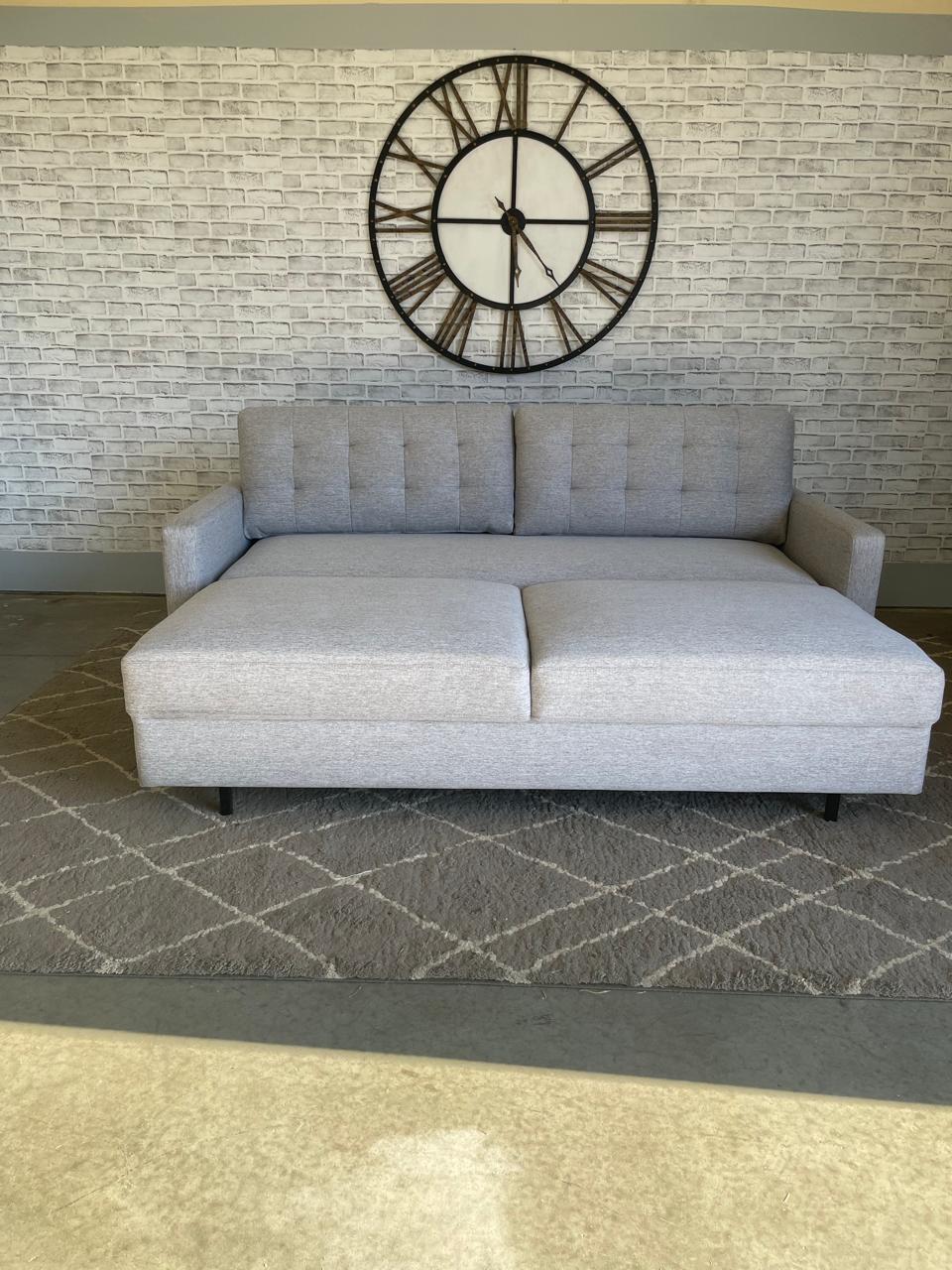 Thomasville Ella convertable floor model