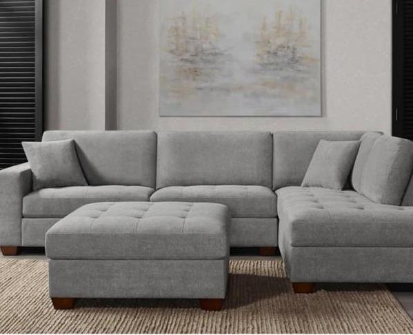 Thomasville Miles Fabric Sectional with Storage Ottoman